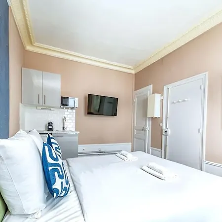 Appartement Confortable Au Centre 14eme *