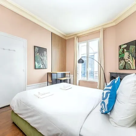 Appartement Confortable Au Centre 14eme *
